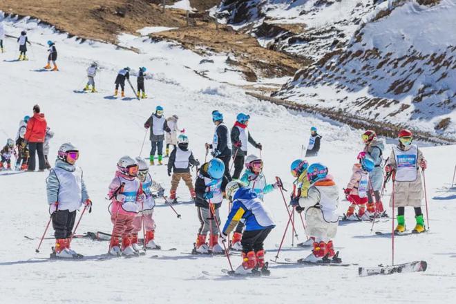 感受冰雪魅力 2024云南省冰雪运动推广普及活动金秋启动