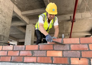 中建海峡厦门公司：建设者坚守岗位奋战项目攻坚一线(图2)