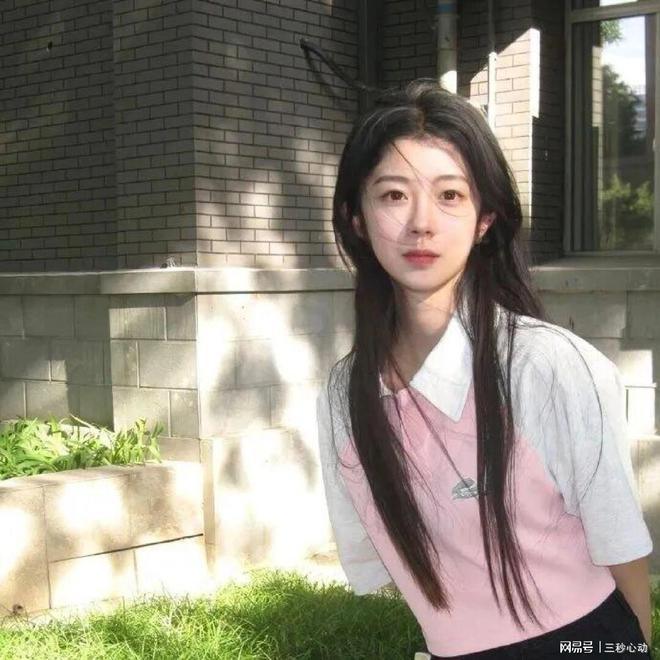 游戏大神：不到六级你要越塔杀我温良IG电子竞技俱乐部。