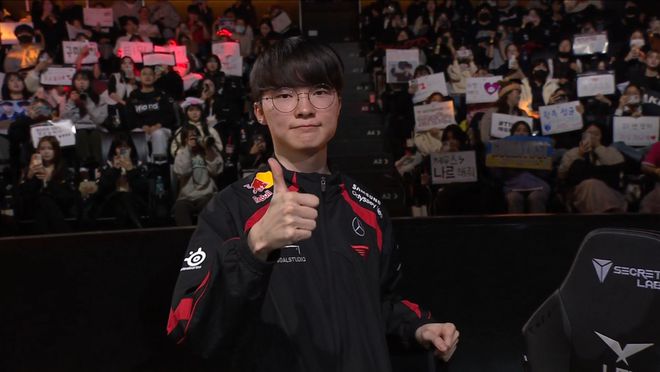 时隔7年回归的话题！Faker五冠LOL会成为第二个SC吗？(图2)