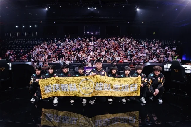 狼队电竞宣布获得重庆绿发实业集团有限公司数千万战略投资携手共拓电竞产业新未来(图1)