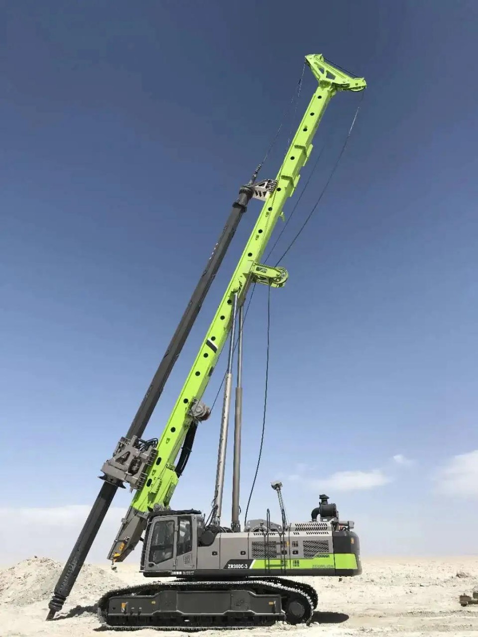 建设机械收盘下跌1003%最新市净率085总市值3947亿元(图1)