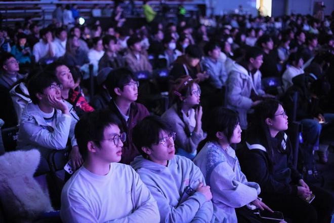 多图直击电竞大师赛！观众规模与票房创下赛事五年历史之最(图2)