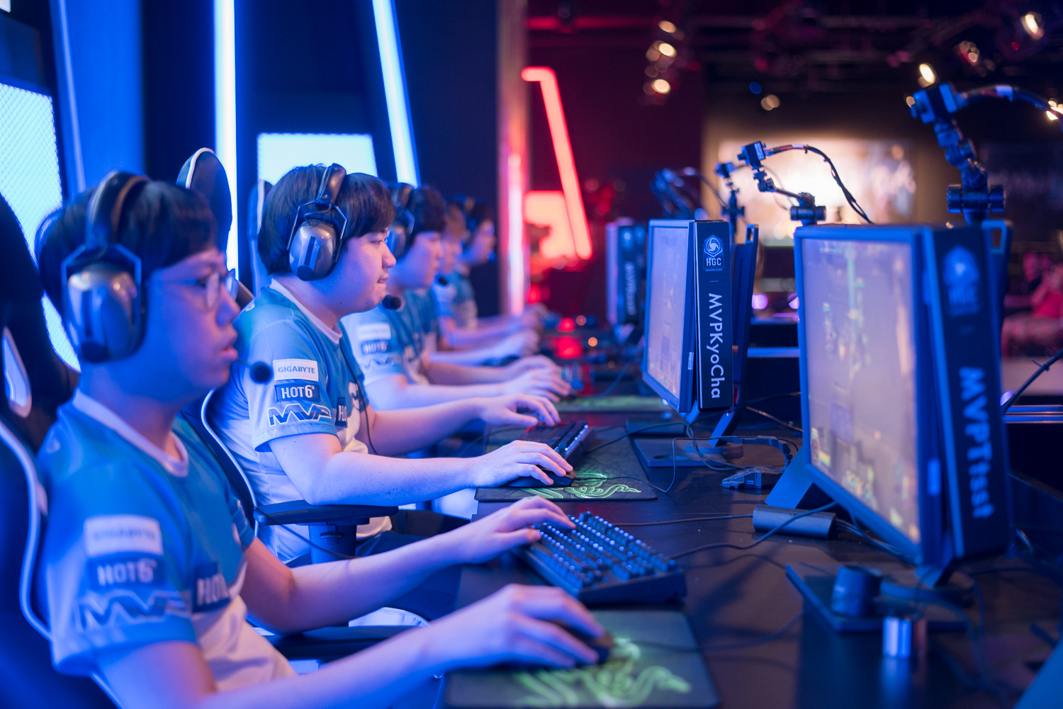 【新机】荣耀WIN系列官宣本月发