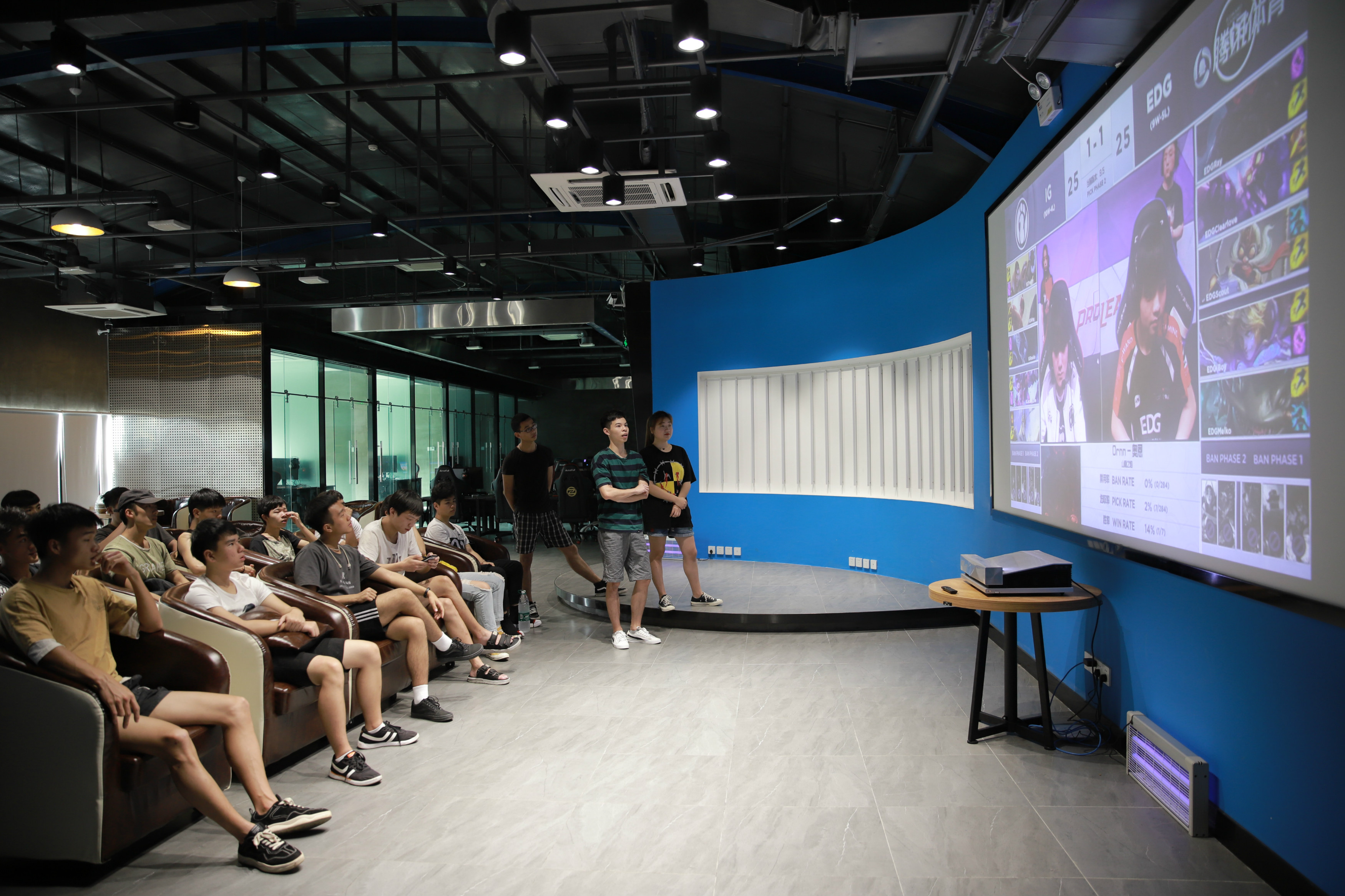 四川电竞产业总产值达1206亿元 活跃用户增至4257万人